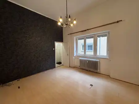 Eladó téglalakás, Szombathely 1 szoba 35 m² 32.9 M Ft
